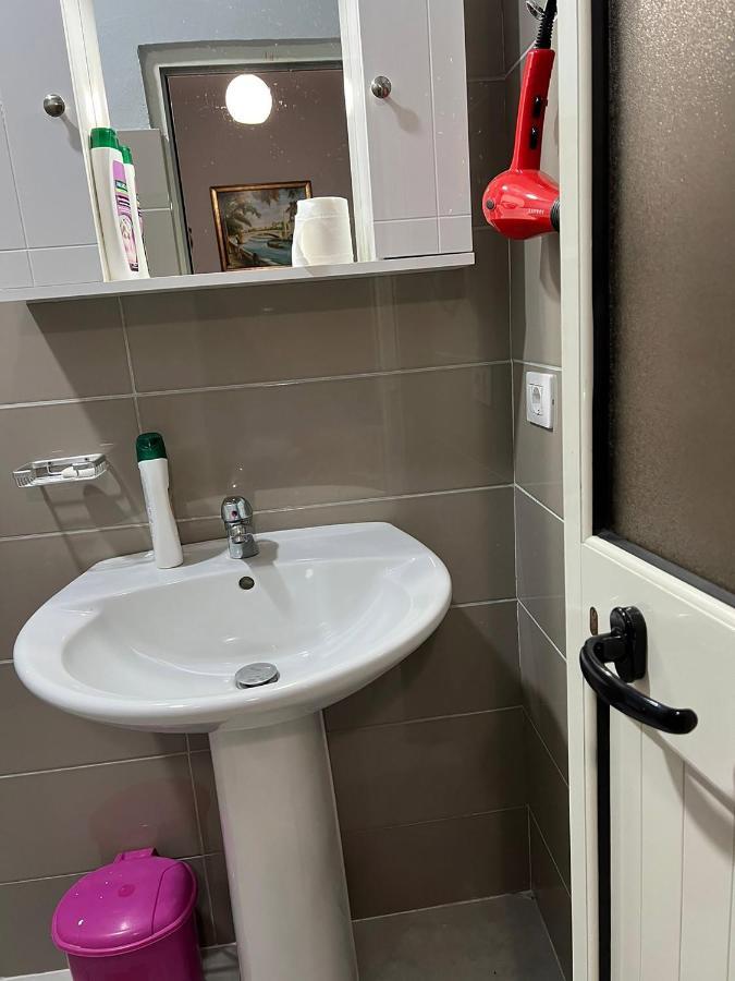 Hotel Ziku Durrës Kültér fotó