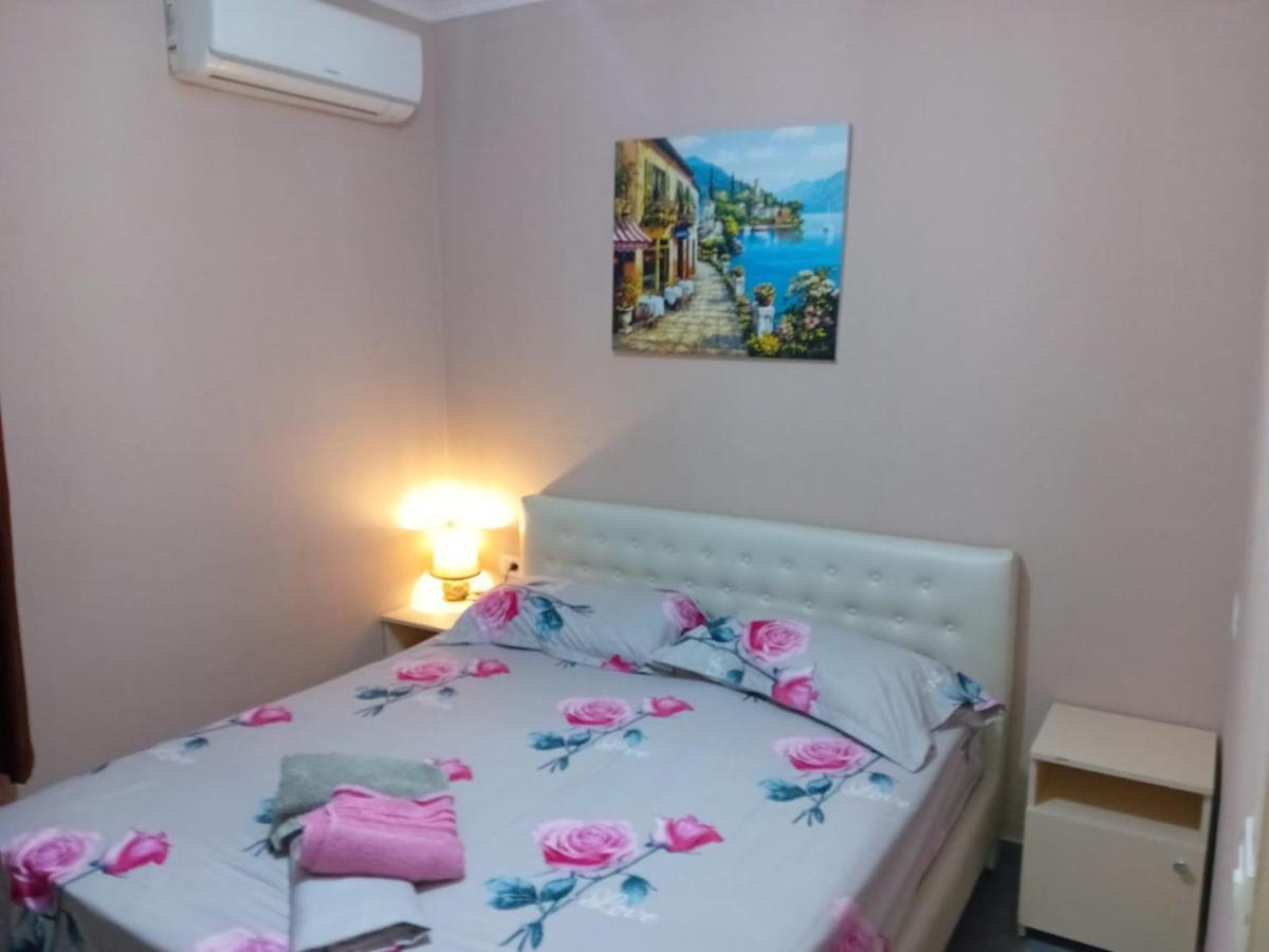 Hotel Ziku Durrës Kültér fotó